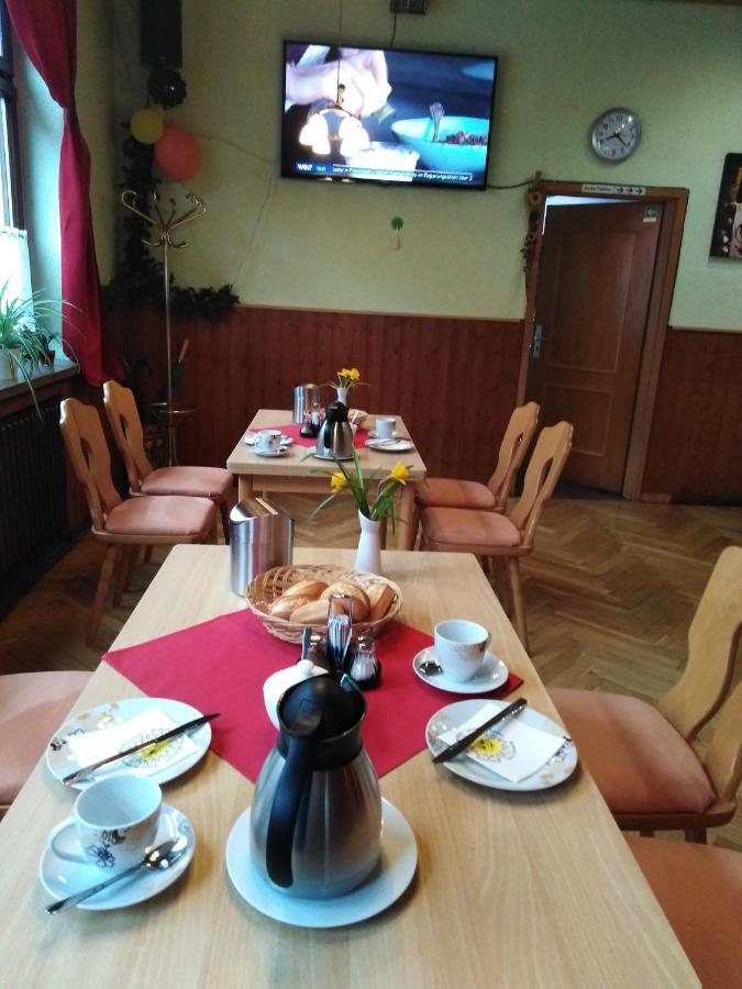 Pension Thuringer Hof Цигенрюк Экстерьер фото